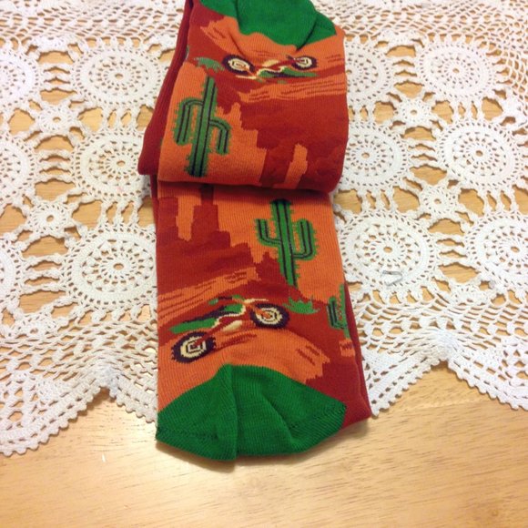 Off-Roading Enthusiast socks, cool design - Picture 3 of 5